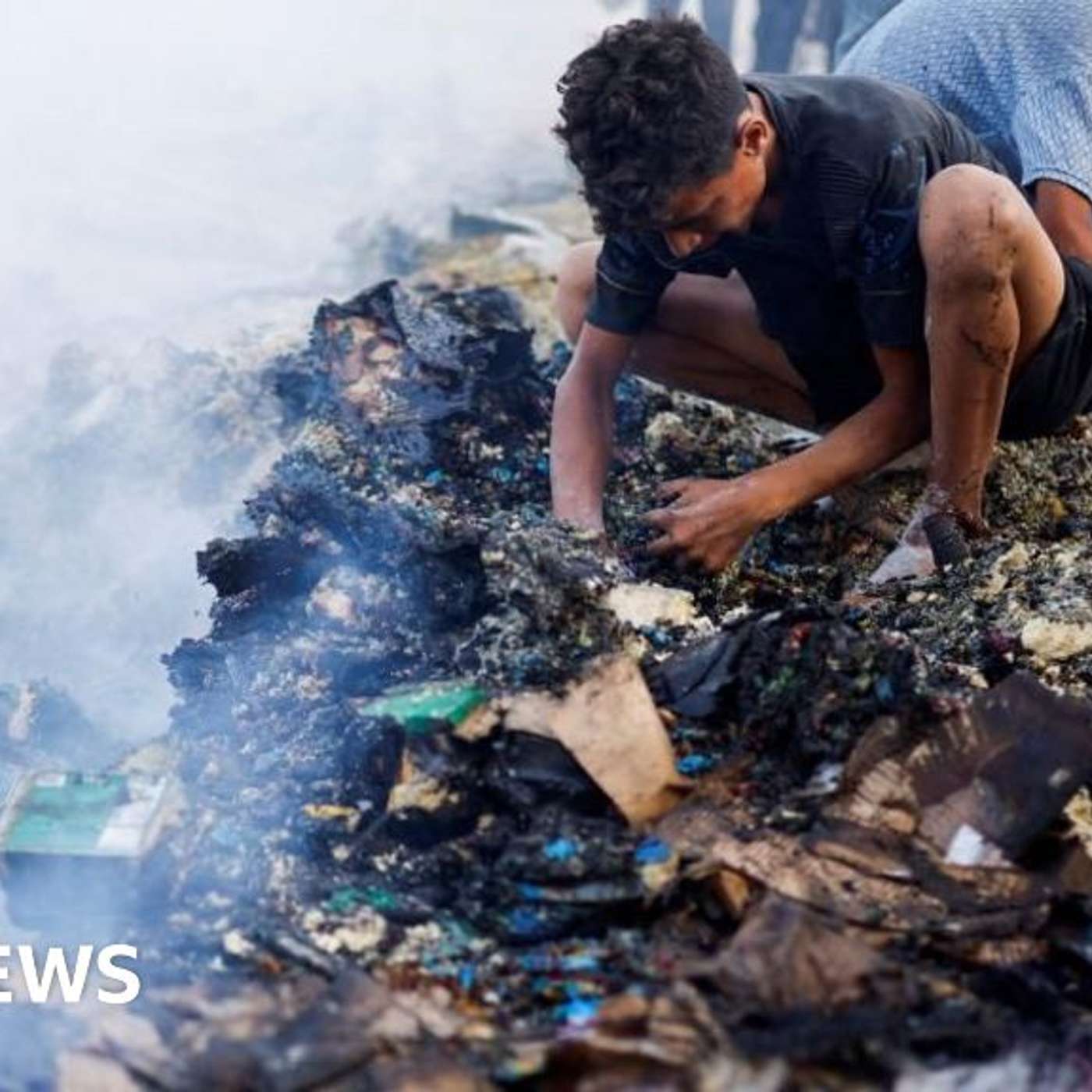 Netanyahu Condemned Over Gaza Airstrikes, Papua New Guinea Evacuation Rush, Countries Recognize Palestine, China and Japan and S. Korea Unity, and more...