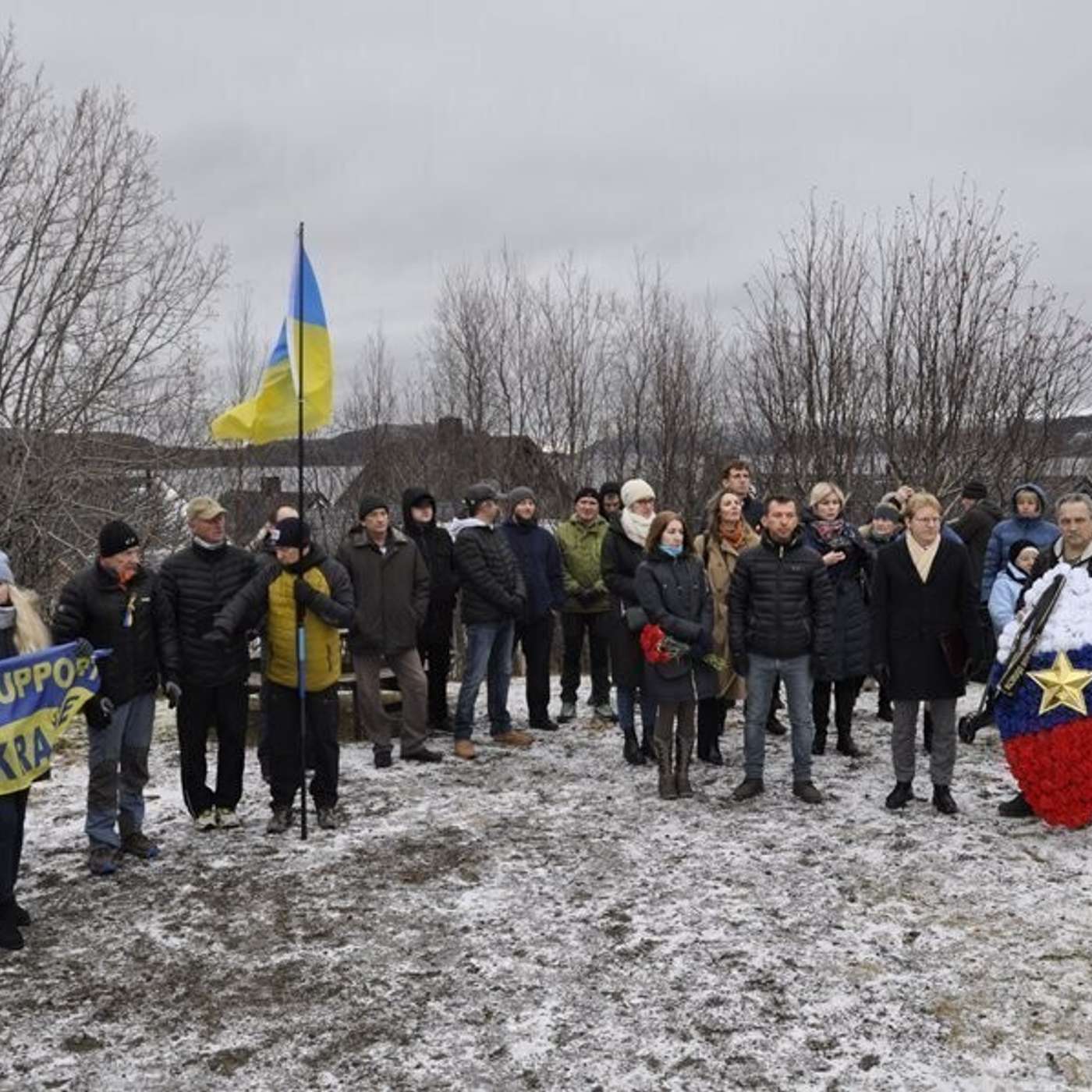 “Не против россиян, а против режима”. Как мероприятие российских чиновников превратилось в антивоенную акцию