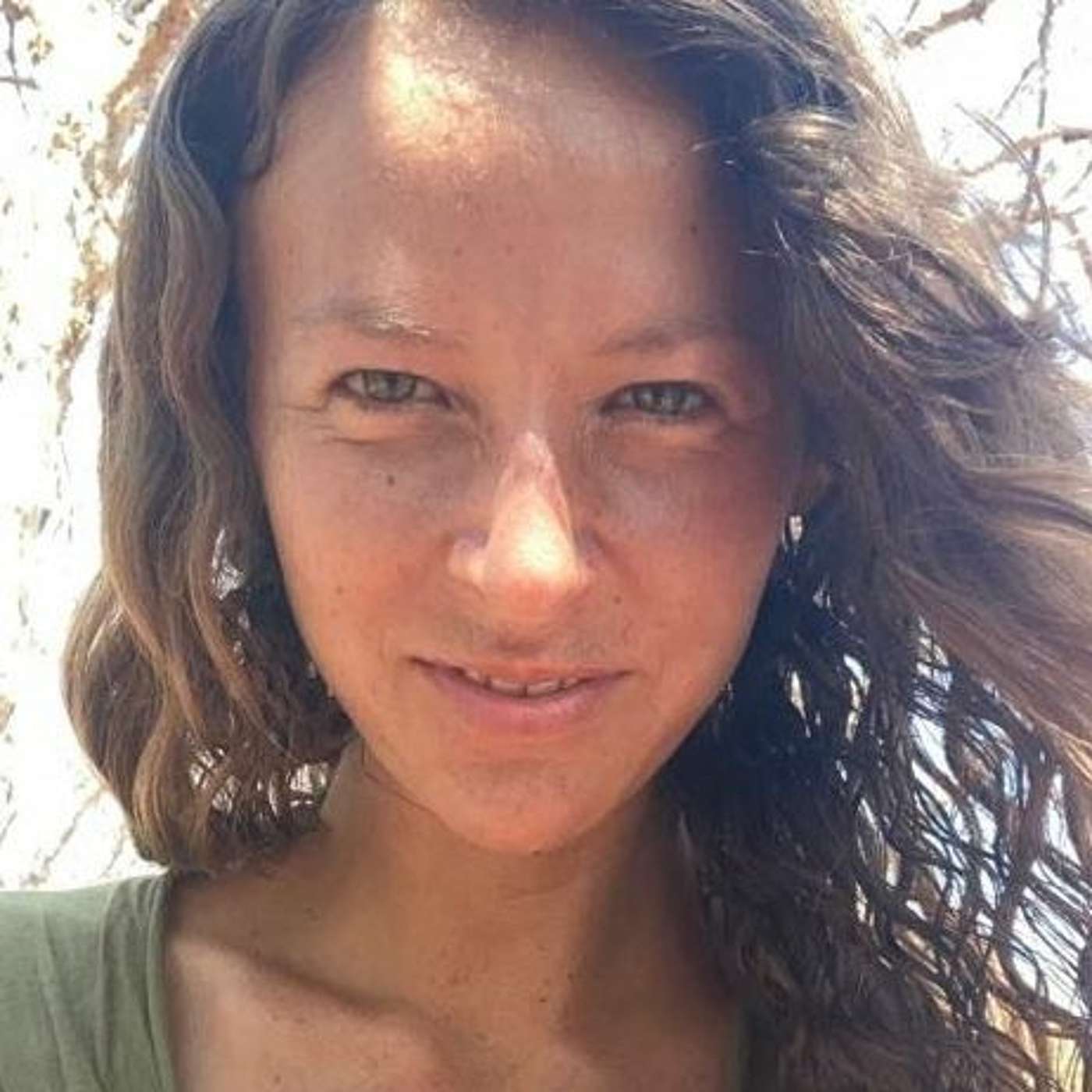 The Medicine of Talking Plants with herbalist and holistic practitioner Julie Hatch episode artwork