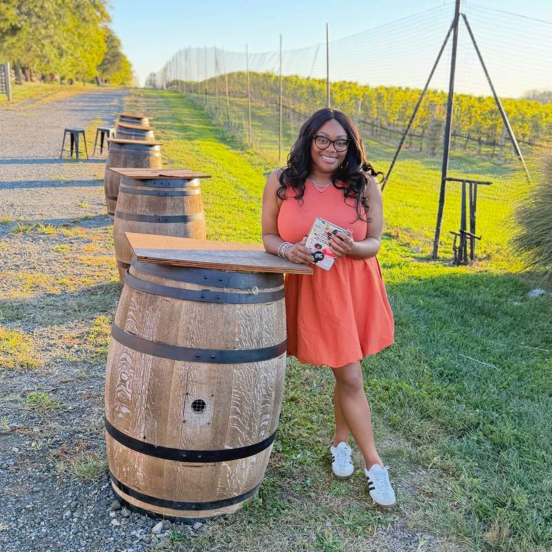 Morgan (morgstaysbookd)