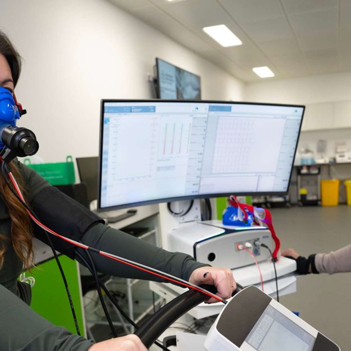 Study Reveals Vaping Risks, Revolutionary Blood Test Transforms Cancer Care, Moon Gold Rush Begins, Childhood Trauma Increases Dementia Risk, and more...