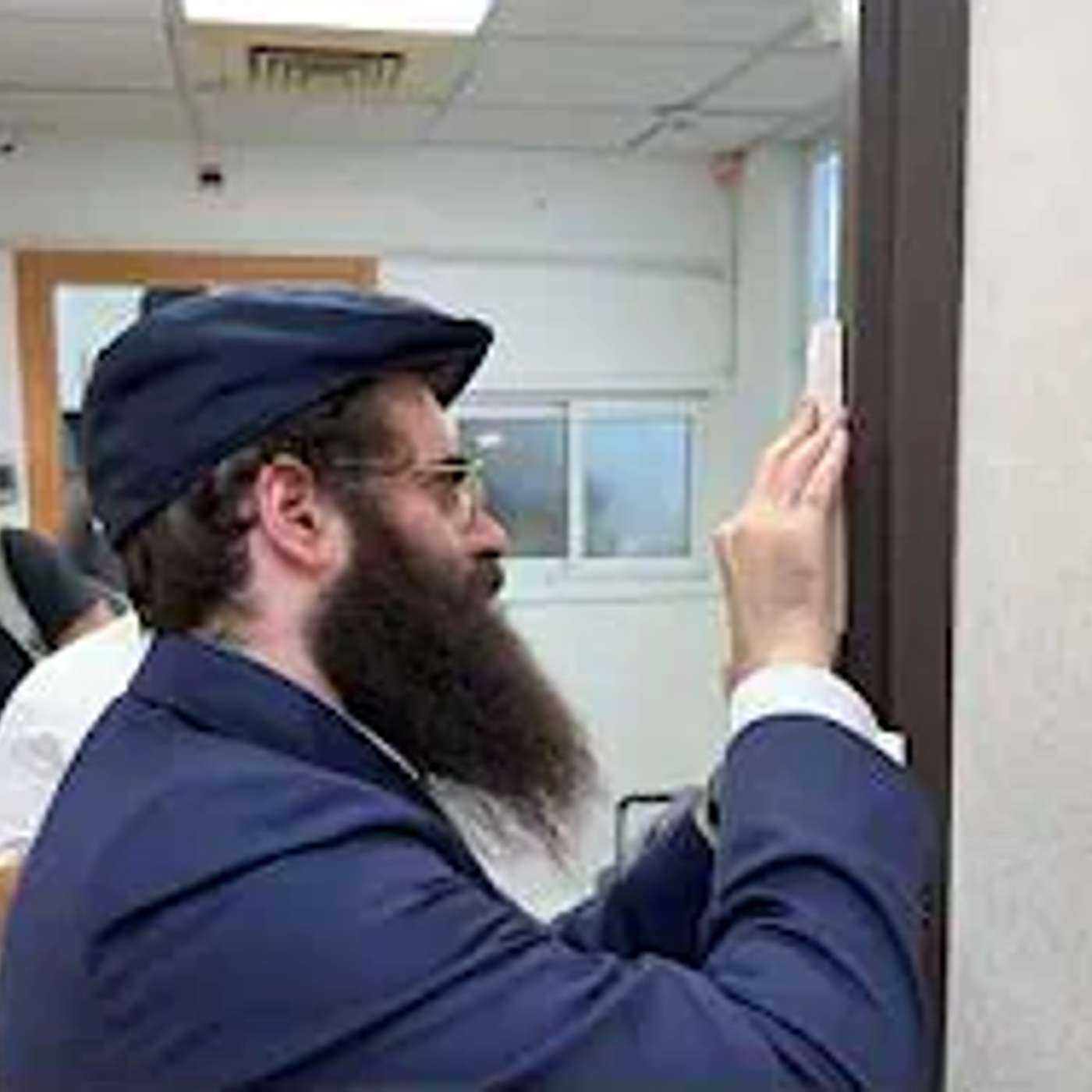 קביעת מזוזה - במעמד בנש"ק הרה"צ כבוד הרב - יואל פינטו שליט"א - יום ראשון - י"ב באב - תשפ"ו - ר"ג - 2