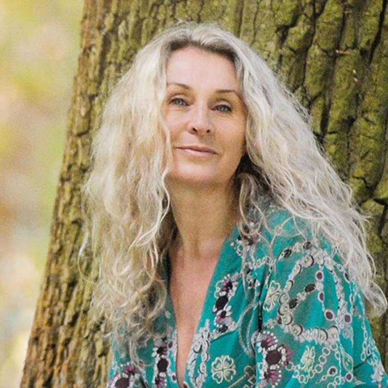 Christine ARANA Fader