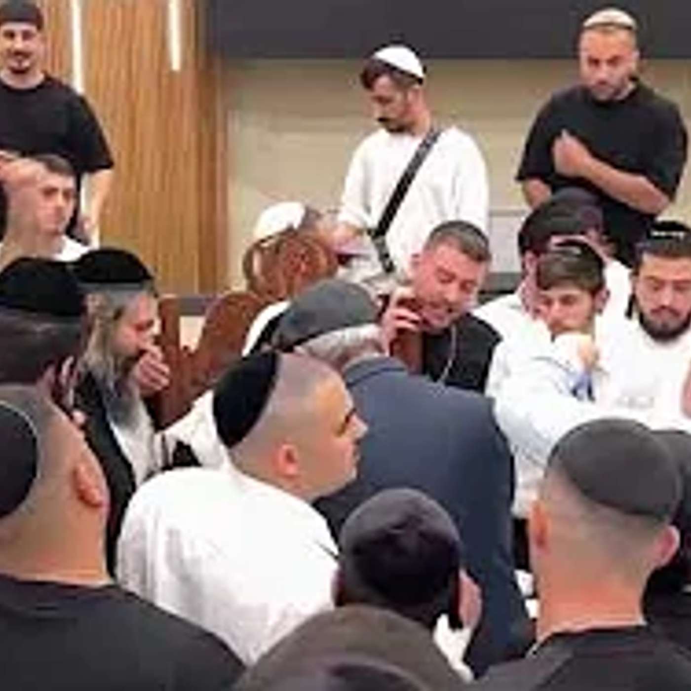 מעמד ברית מילה באשדוד - יושב סנדק בנש"ק הרה"צ כבוד הרב רבי יואל משה פינטו שליט"א - א' בסיון - תשפ"ו