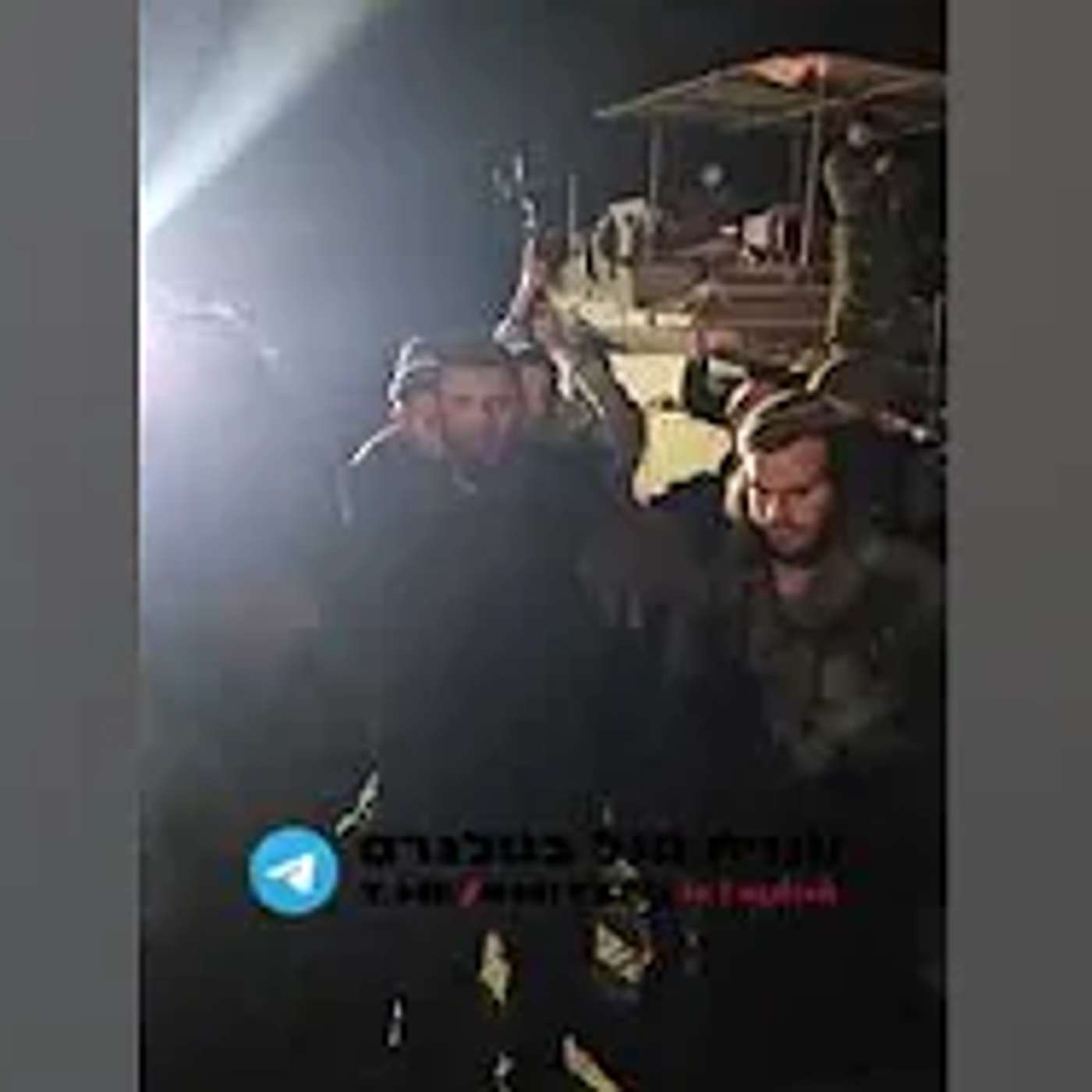 מטורף! אש בעיניים של חיילי גולני לפני הכניסה ללבנון כולל עול מלכות שמים שה' ישמור עליהם אמן!!