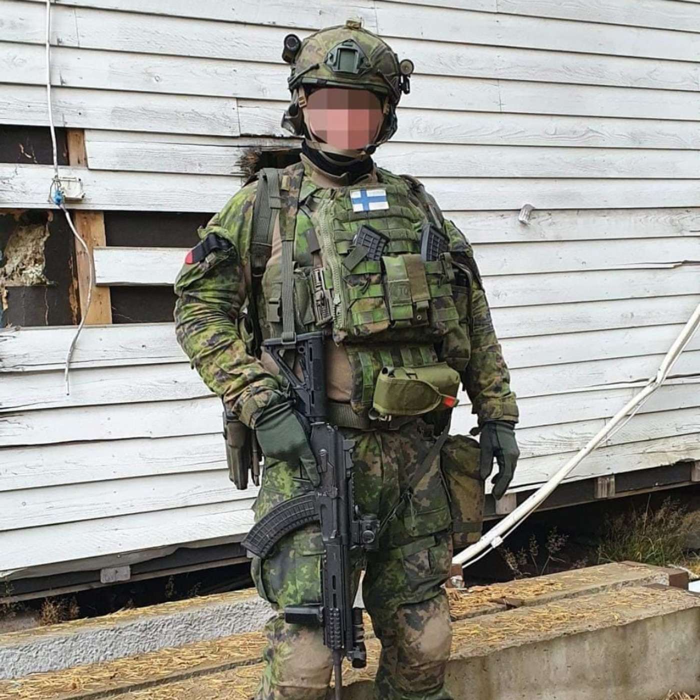 Maanpuolustusta aliupseerin näkökulmasta - vieraana @finnnco/Tatu Leppänen