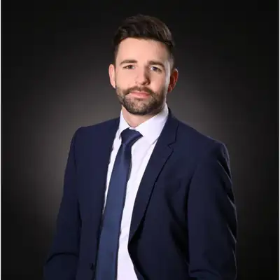 Dr. Lukas Brieger