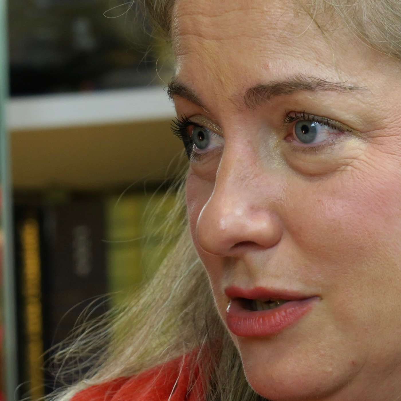 Hristina Popović: „Ovaj show je posledica dugogodišnje terapije” | Agelast 282