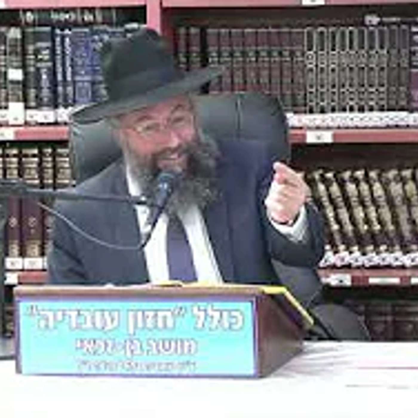 הרב בנימין חותה :  הלכות קריאת התורה . חלק ה'.  עליית כהן לתורה .  סימן קלה סעיפים ו עד י .