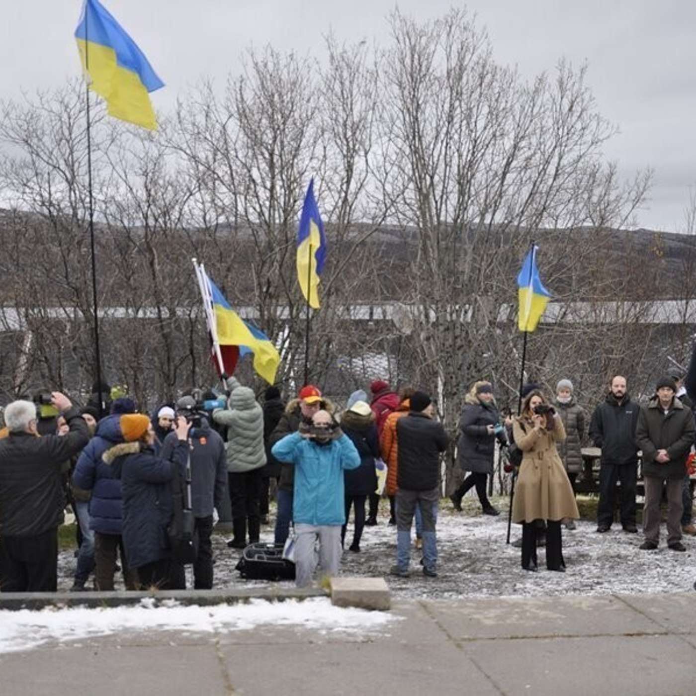 В Киркенесе российский консул почтил память советских воинов под украинские песни