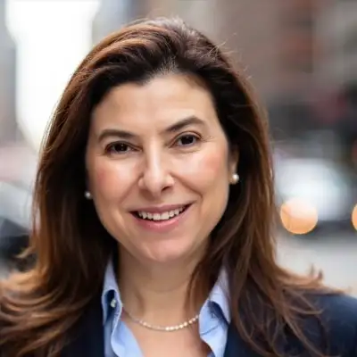 Mona Flores
