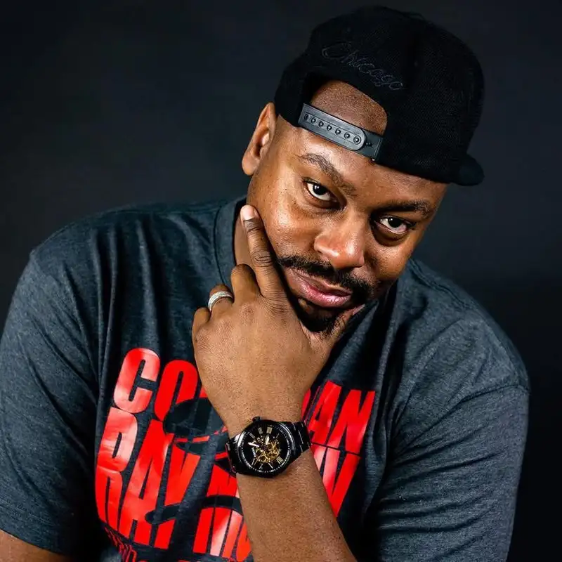 Comedy Stages: Ray Money's Journey