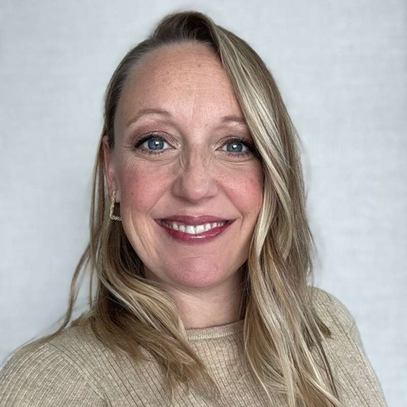 Elizabeth Maxson