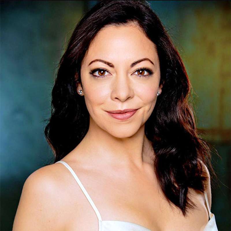 Angela Sauer