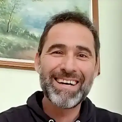 Άρης Τσαγράκης