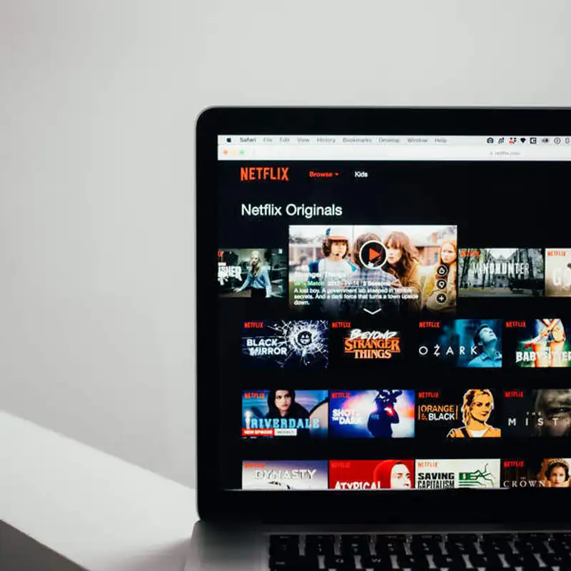 Como a Netflix pode te ajudar a falar inglês