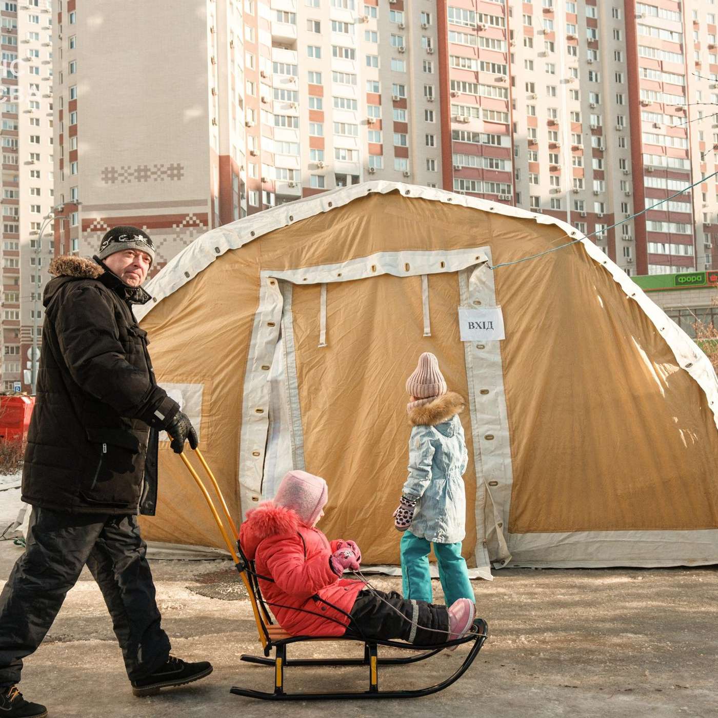 Froid extrême : la Russie cible l’énergie ukrainienne episode artwork