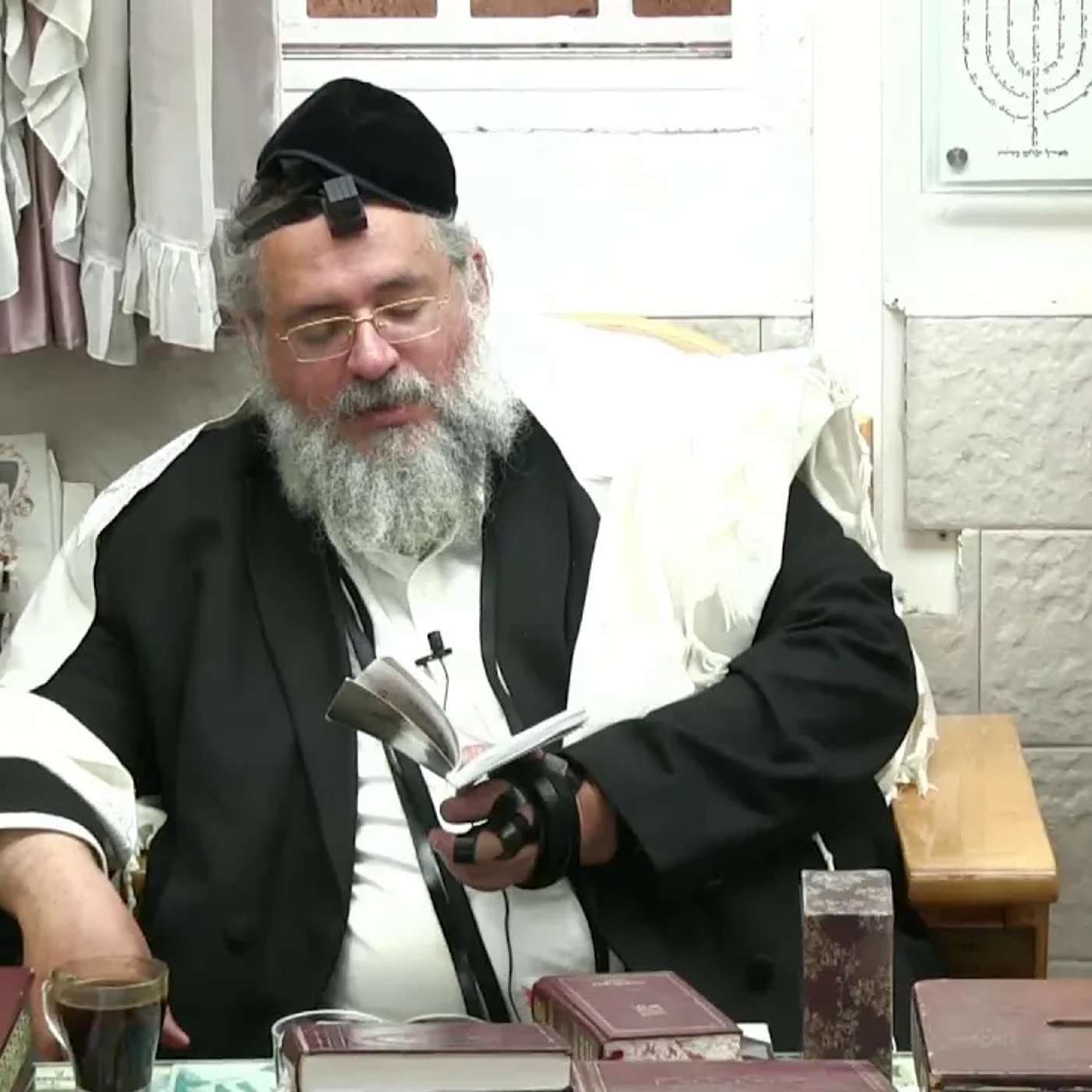 החיד''א- תניא יומי ובגובה העיניים-ו' כסלו תשפ''ו