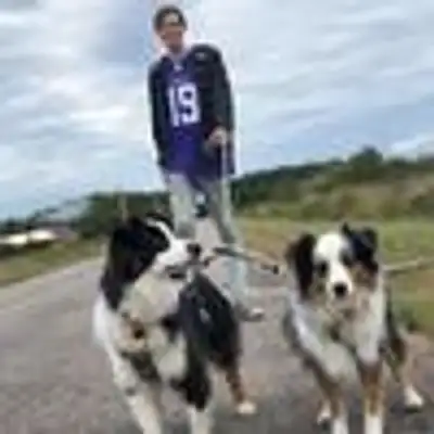 Taylor @chakrachickens