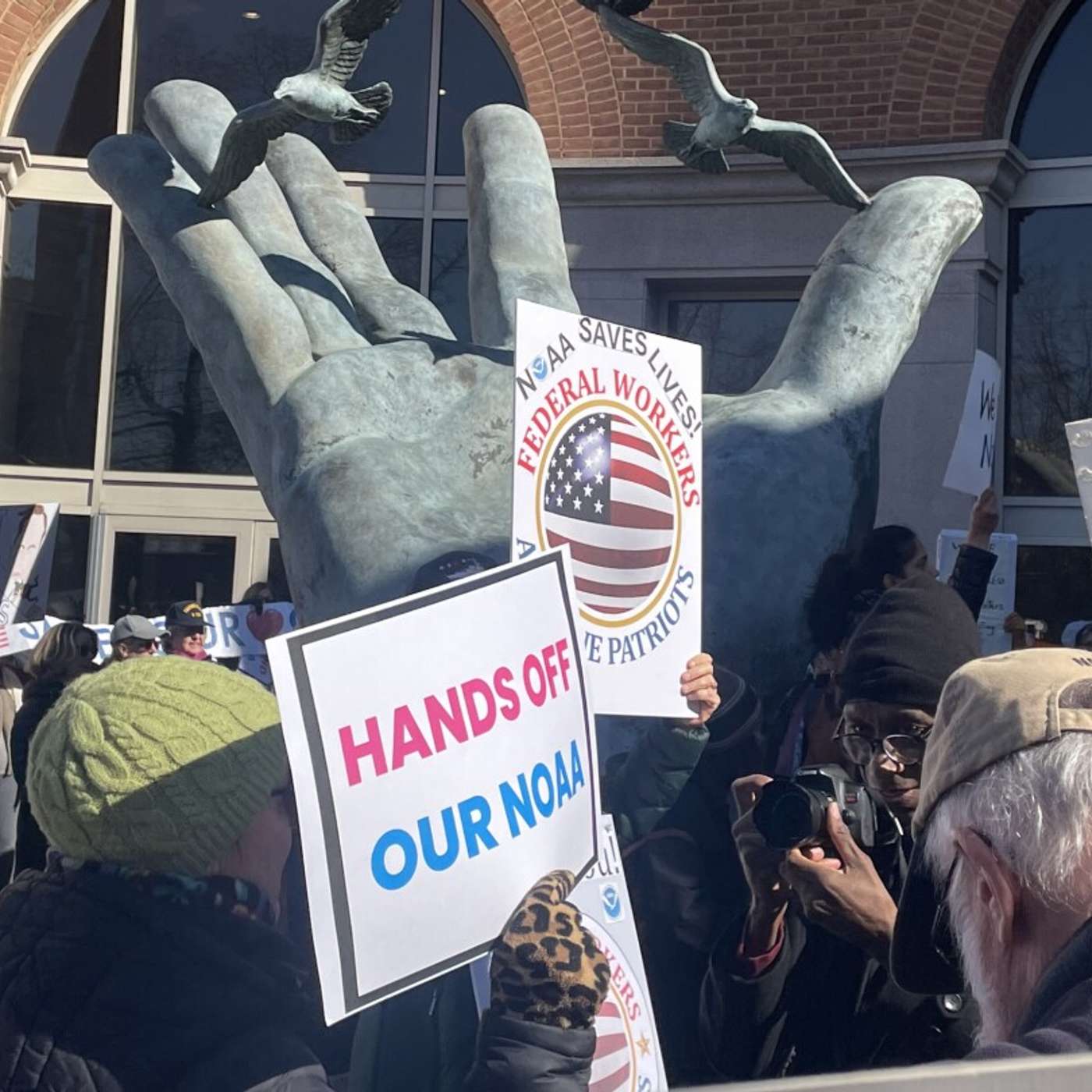 Study Reveals AI Anxiety Response, NSF Reinstates 84 Employees, Heat Accelerates Biological Aging, New Tool Enhances Cancer Detection, and more...