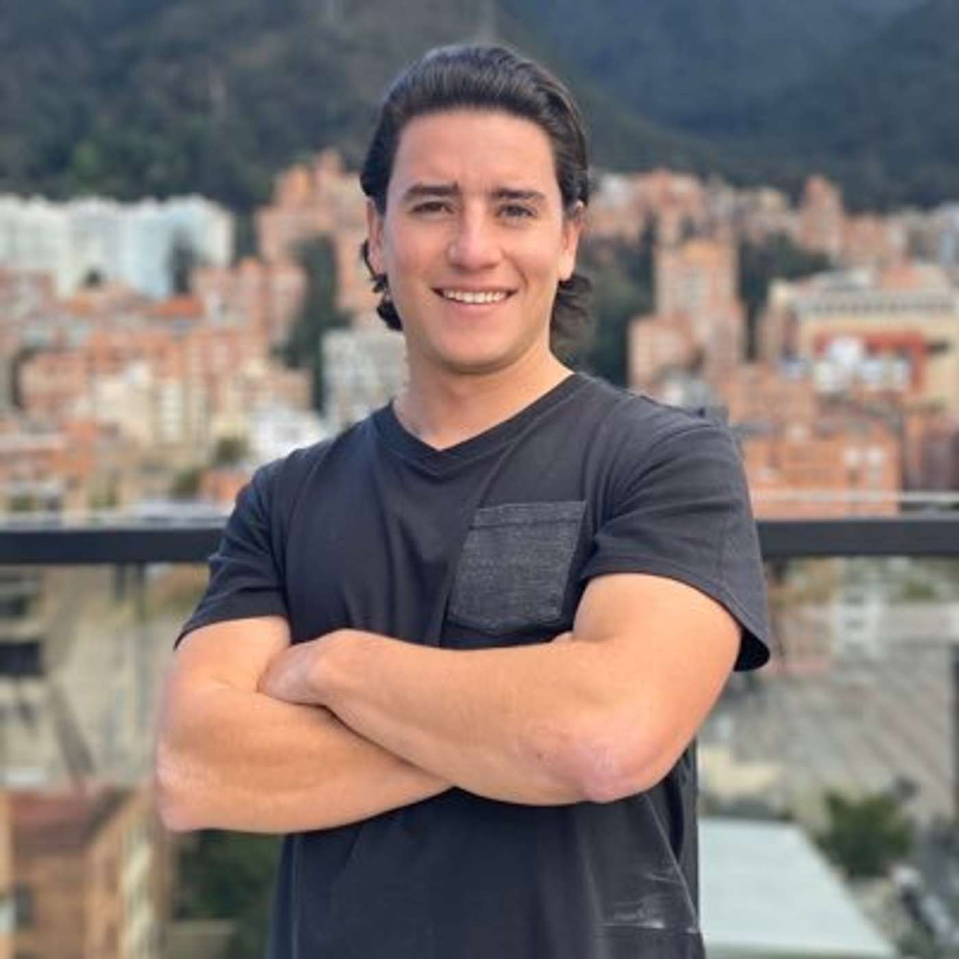 How do you survive and thrive in our authoritarian future? - Simon Chamorro: CEO of Valiu