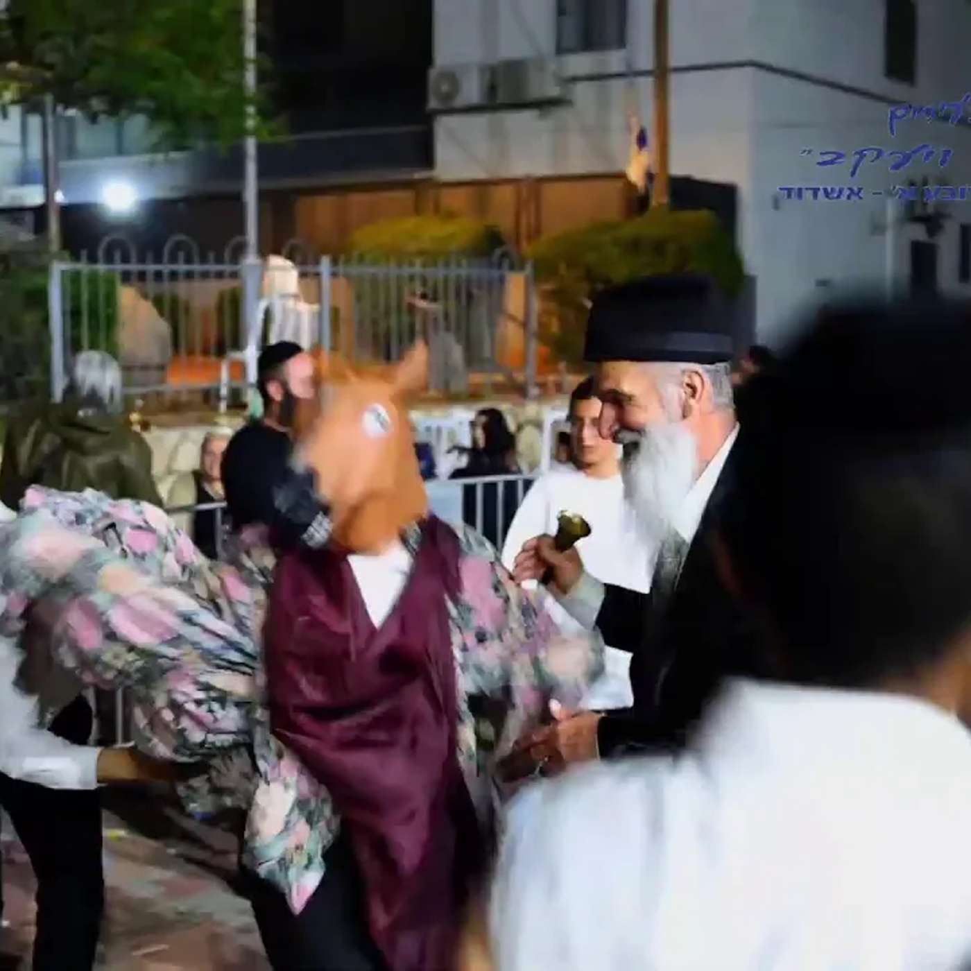 הרב אילן גוזל בהדלקה לכבוד התנא האלוקי רבי שמעון בר יוחאי זכותו תגן עלינו אמן 🔥🔥🔥 episode artwork