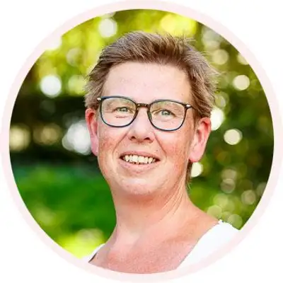 Yvonne Visser