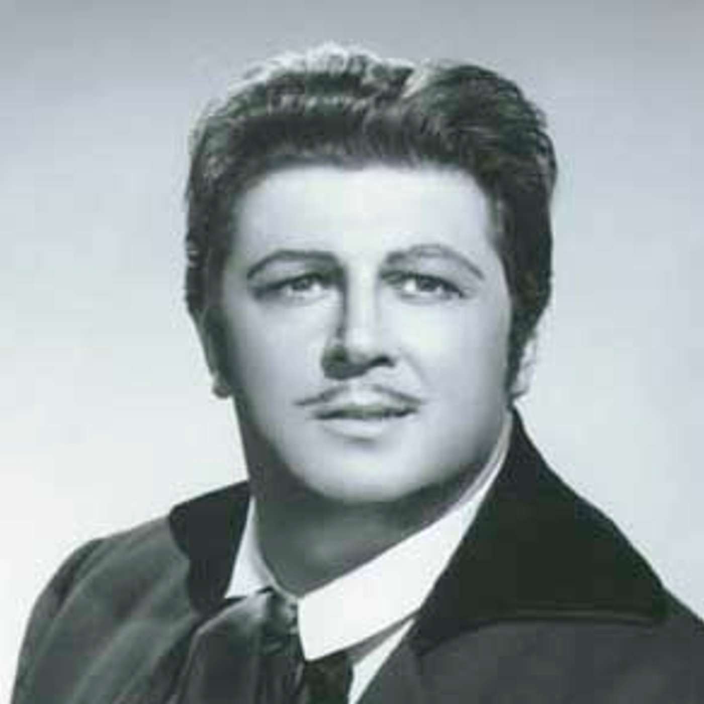 L'Aria che Tira…pillole di lirica -  Meco all'altar di Venere  - (Norma) - Gianni Raimondi