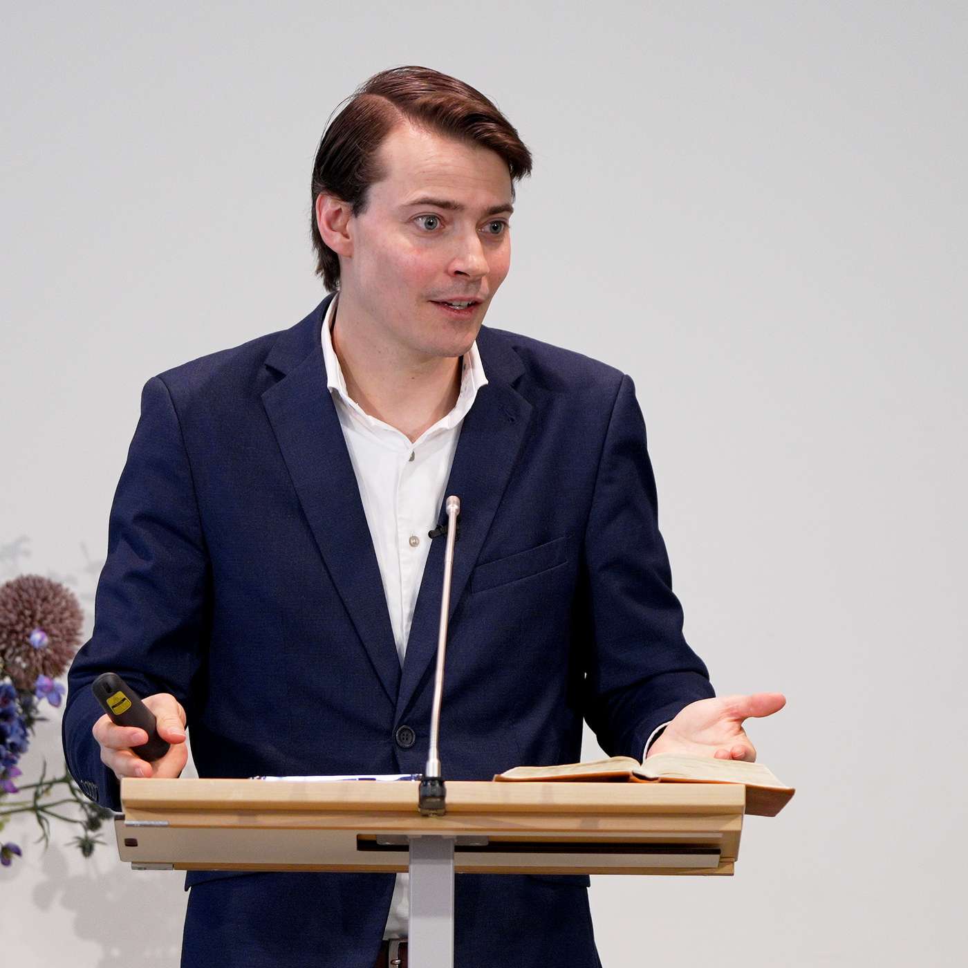 Is seculiere wetenschap een bedreiging voor ware kennis? | Chris Verhagen Is seculiere wetenschap een bedreiging voor ware kennis? | Chris Verhagen