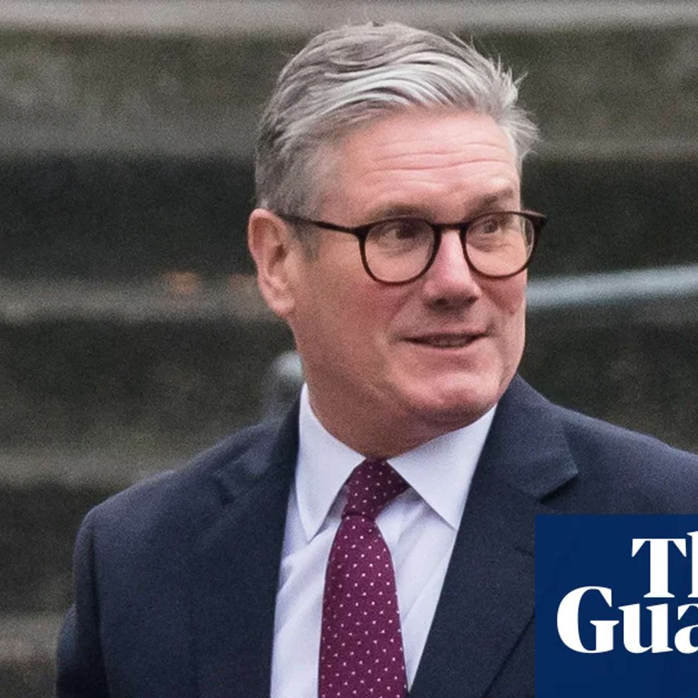 Starmer Critiques Benefits System, Pharmacies Seek Flexibility Amid Drug Shortages, UK Economy Loses £22 Billion to Illness, UK Plans Legal Action for Chelsea Funds, and more... episode artwork