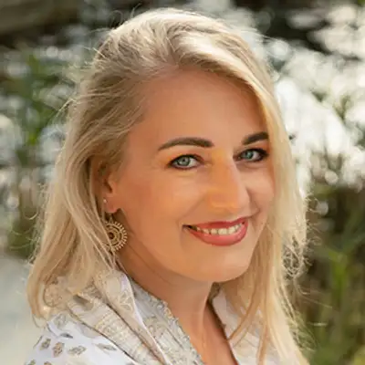 Sabine Solaris Hoffmann