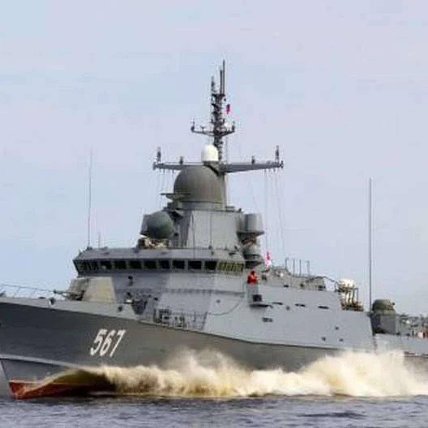 Корабль с Балтики пришел по внутренним водным путям на север для стрельбы «Калибром»