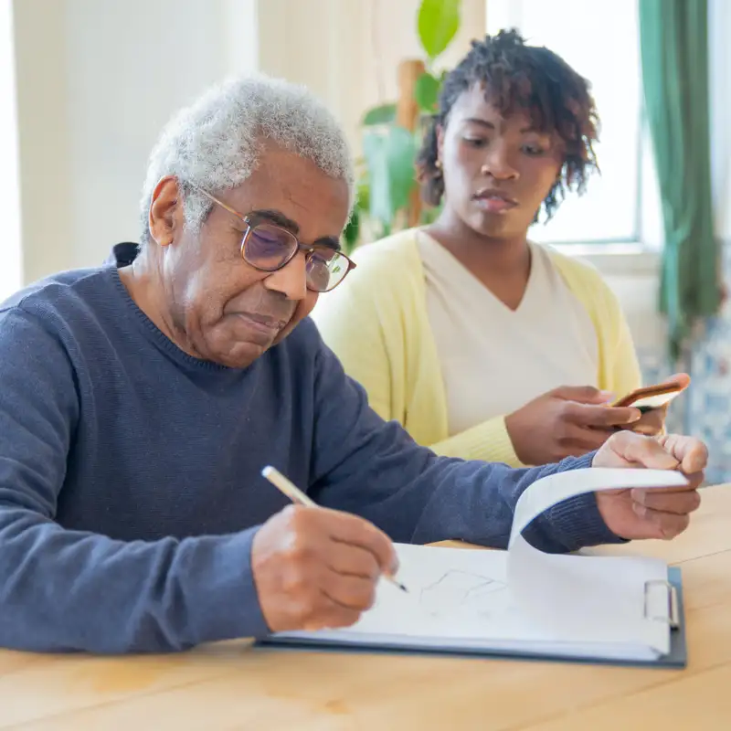 Why You Should Keep Your Contacts Offline Like a Fussy Old Man
