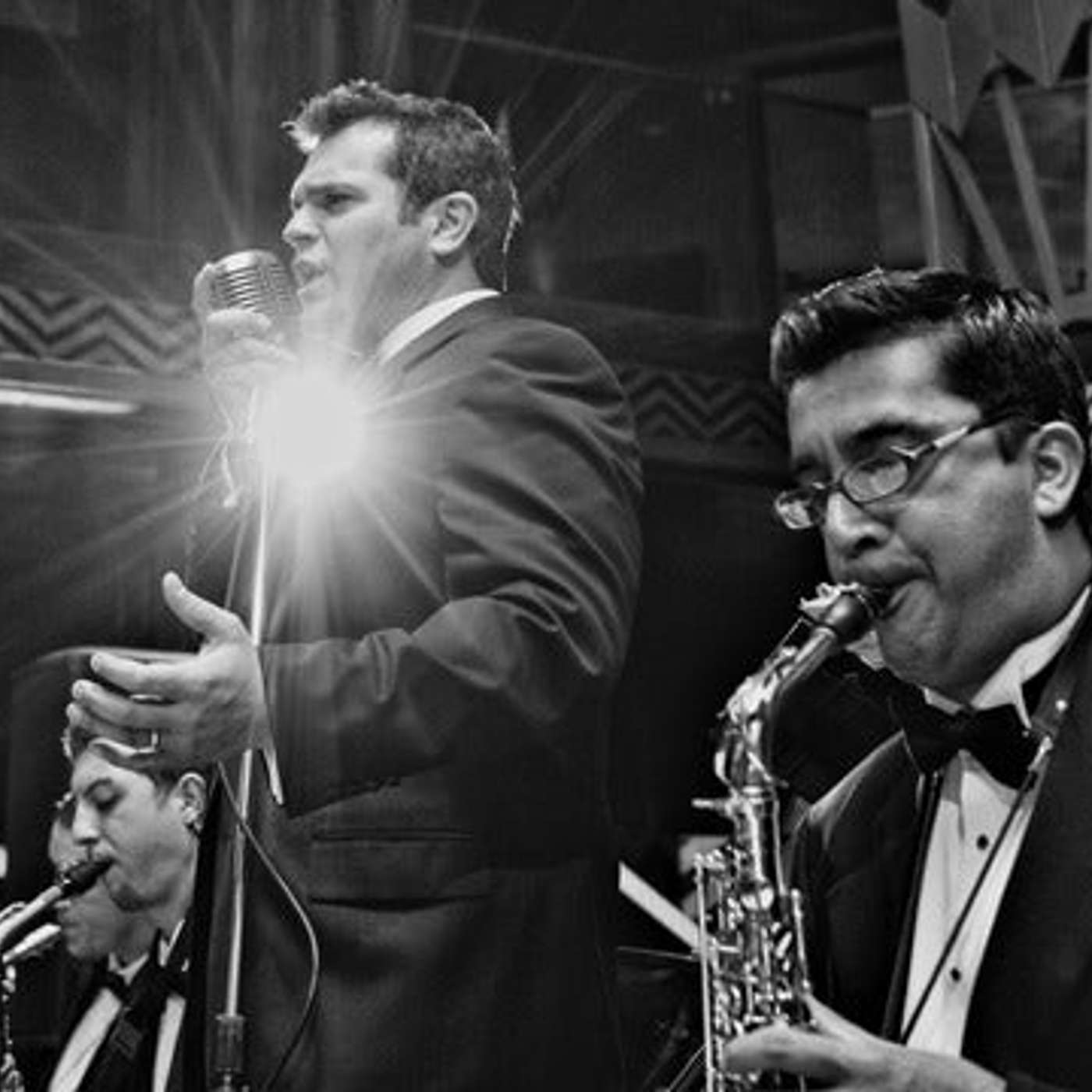 Dave Damiani Live from Vic’s Las Vegas | Sinatra, Swing & The Great American Songbook | KUNV Jazz & More episode artwork