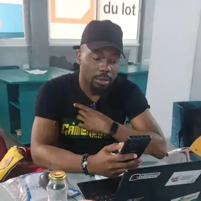 LE PODCAST 🗺️ 🛫🇨🇲