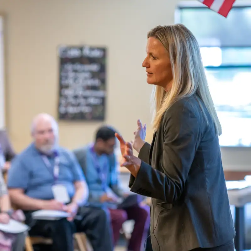 Jennifer Woody - From Tradition to Mission