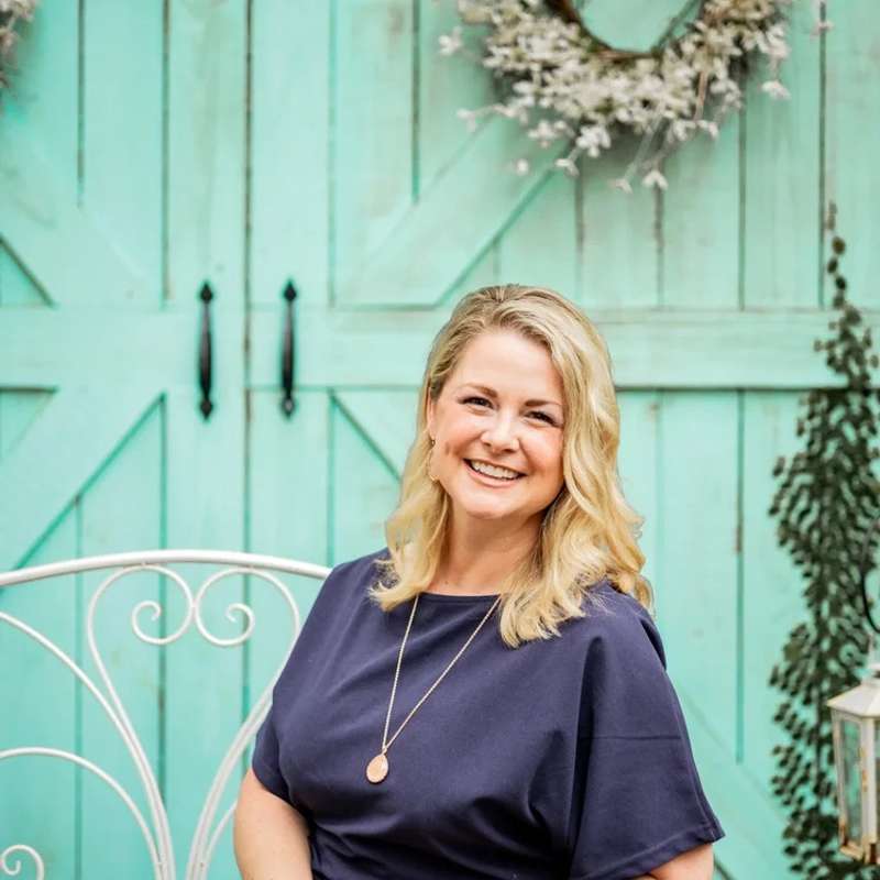 Dr. Jessica Peck