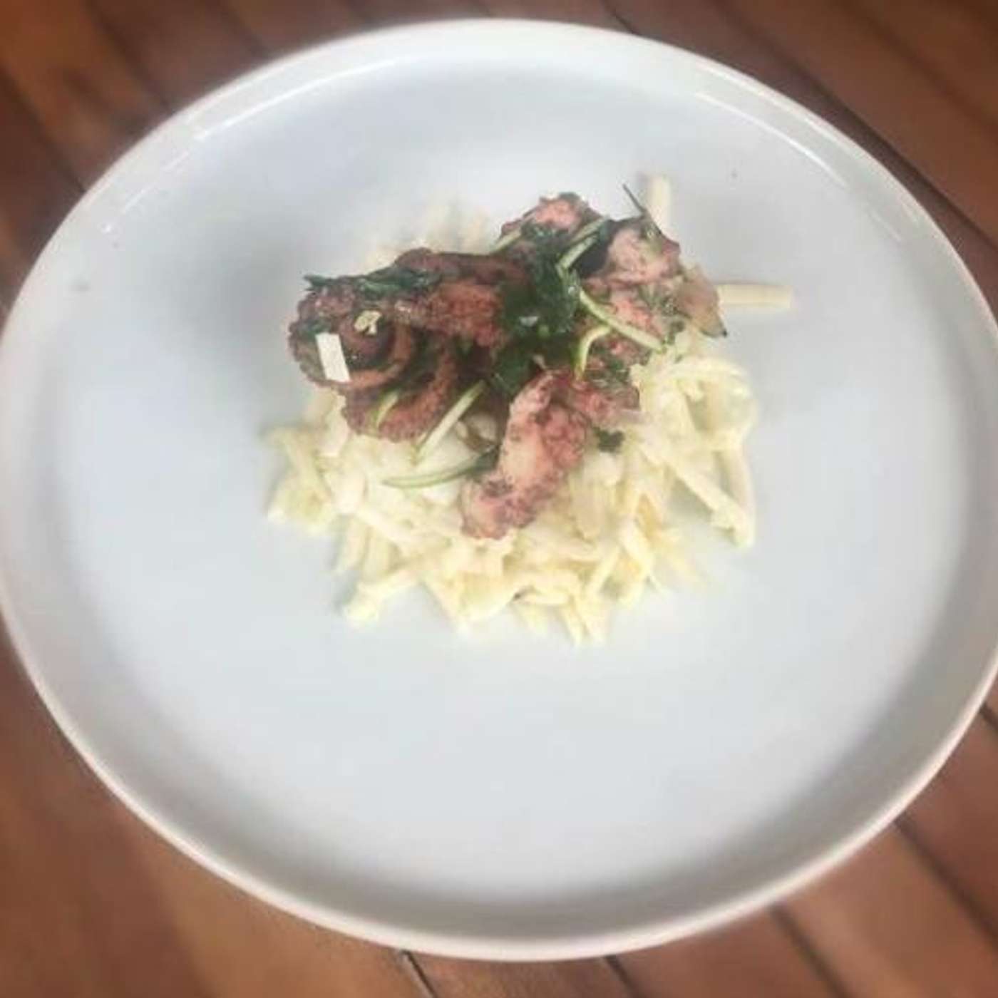 Fricassée de poulpe, salade palmiste au citron vert episode artwork