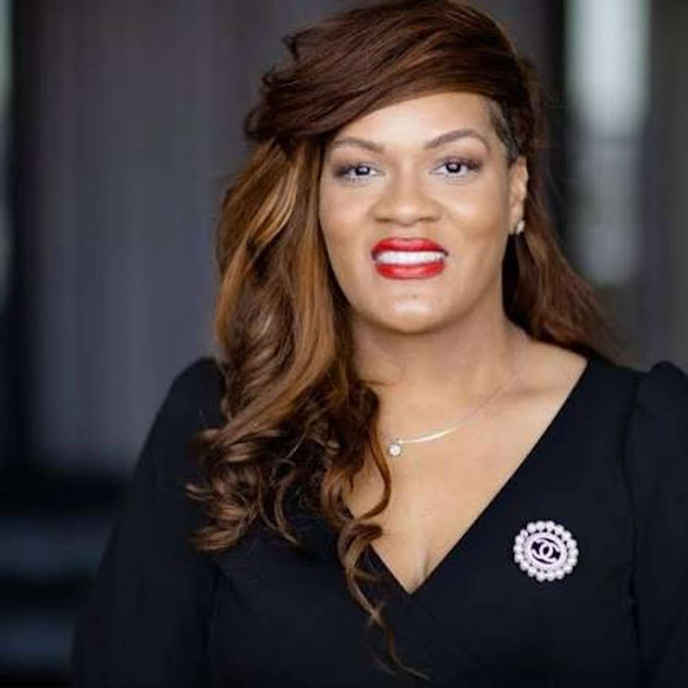 06-12-26 Shawna Frazier, Minnesota Realtor and host of The Next Chapter Home Tour, talks  with Freddie Bell about downsizing, new construction opportunities, and preparing for your next move episode artwork