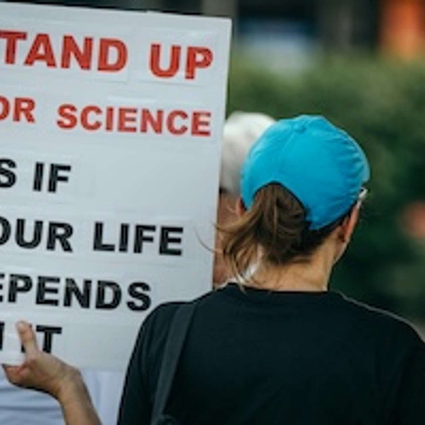 Researchers, Healthcare Workers Group Organizes Opposition to Trump-RFK Jr.’s Destruction of U.S. Public Health System