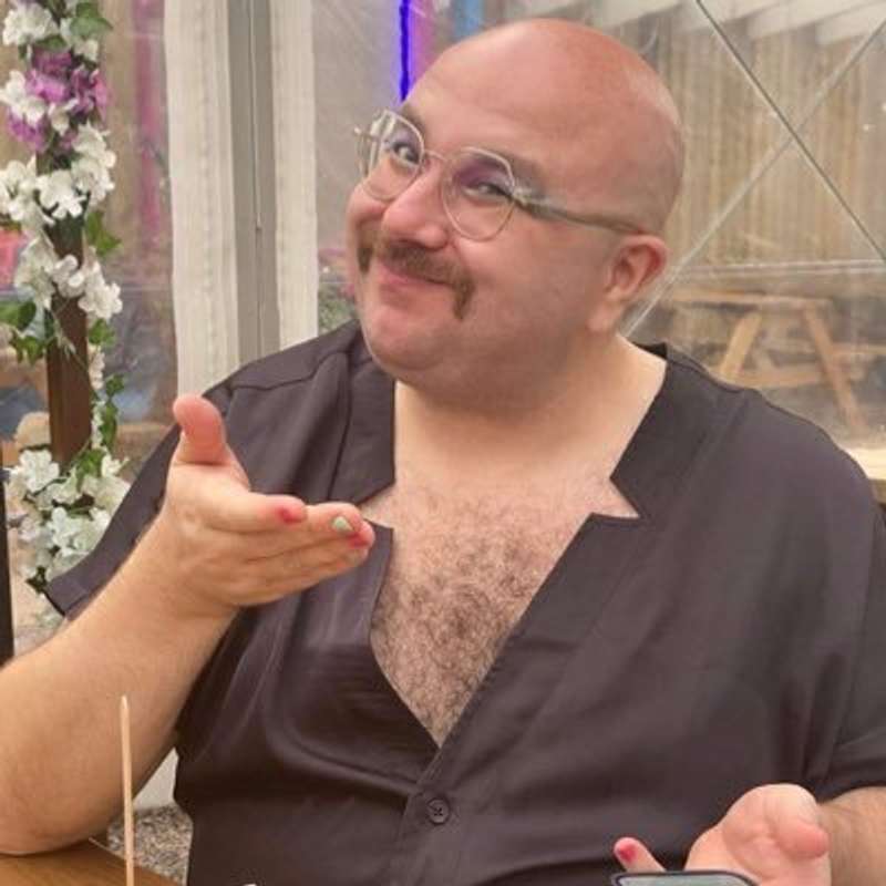 Joe Glass🏳️‍🌈MCM London 2022 Artists Alley A-03!