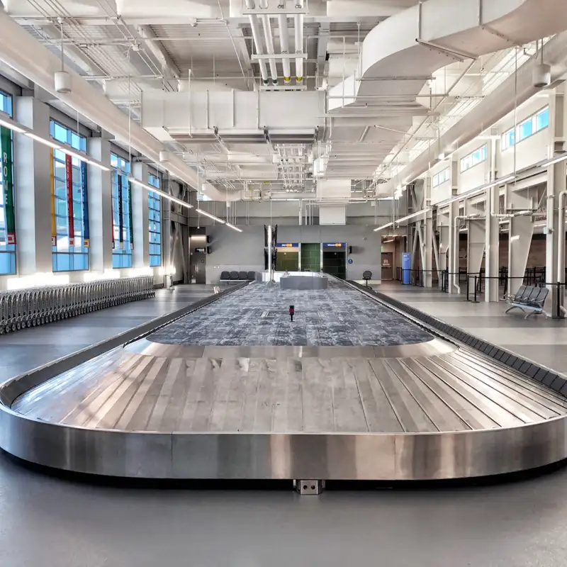 Airport, carousel [Cities and Memory]