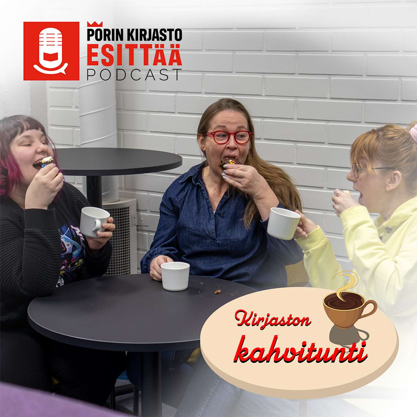 Kirjaston kahvitunti kirjastoautossa Kirjaston kahvitunti kirjastoautossa