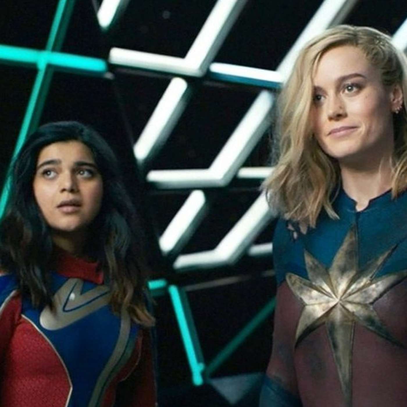 60 - MCU's 2023 Downward Spiral, Gaming Adaptations Soar, Xbox Critique for AI Art | 29.12.23