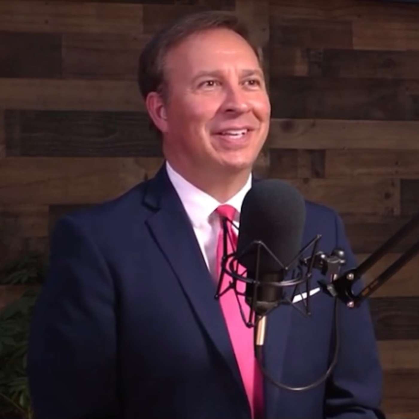 Feeney Talks With Friends