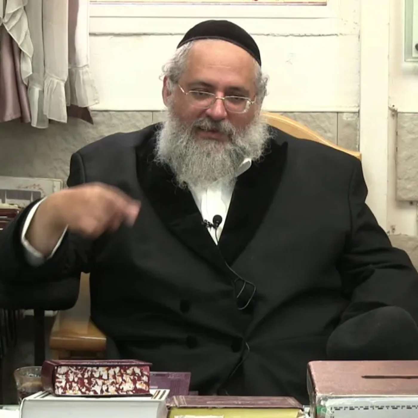 החיד''א -תניא יומי ובגובה העיניים-י''ד סיון תשפ''ה