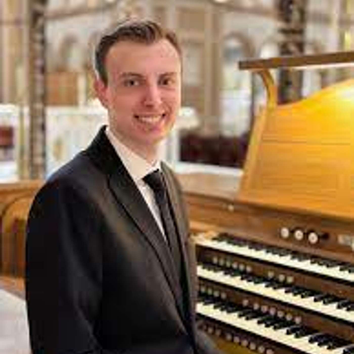 Il Maggio Organistico Presenta .........