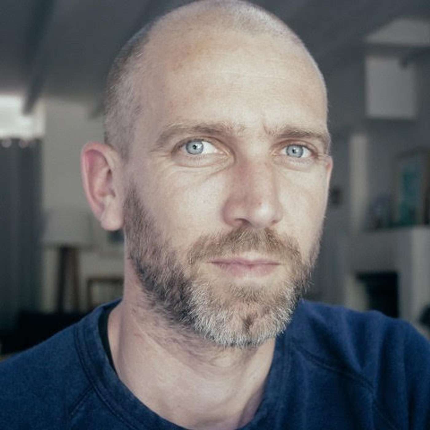 Dans les coulisses du Jardin des plantes : Thomas Rault, réalisateur de la série « Jardin Public »