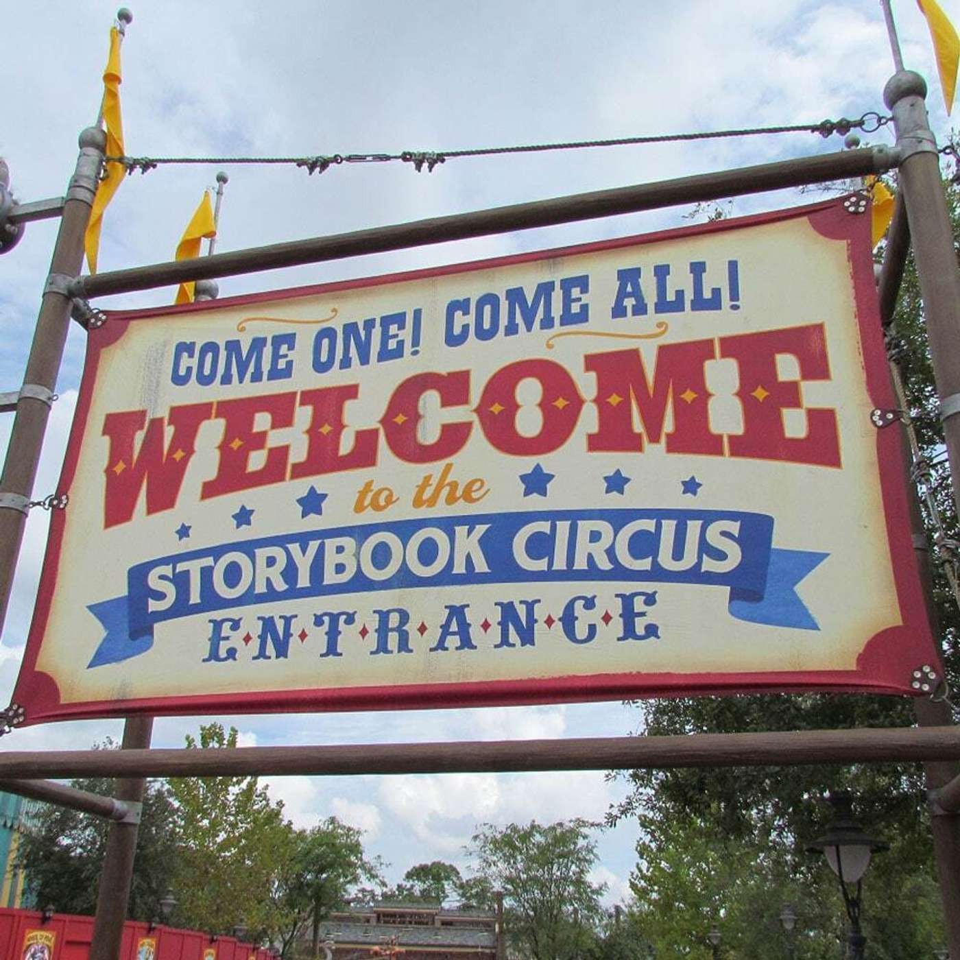 Episode 113: Discovering New Fantasyland episode artwork