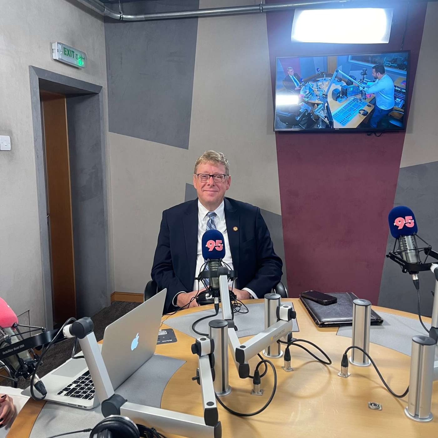 Inaugural conference on AI, Linguistics and Communication with Tod Larsen Chancellor of AUS